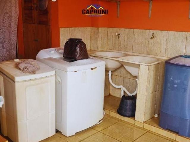 Residência Completa com Suíte, Área Gourmet e Piscina – Design Funcional e Potencial de Expansão em
