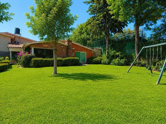 Residencia con Departamento Independiente en Renta, Lomas Hipodromo
