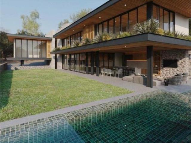 RESIDENCIA DE AUTOR PREVENTA FRENTE A CAMPO DE GOLF C.1200m2 | LOMAS DE COCOYOC