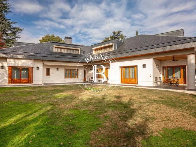 Residencia de Alto Standing en Madrid – Chalet de Lujo en Parque Conde de Orgaz