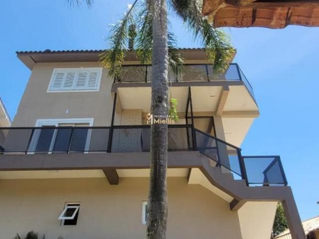 Residência de Alto Padrão à Venda no Condomínio Condado de Castell