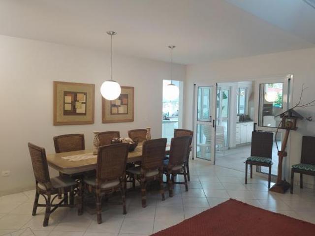 Residência de Alto Padrão Composta por 5 suítes Praia Dura Ubatuba/SP