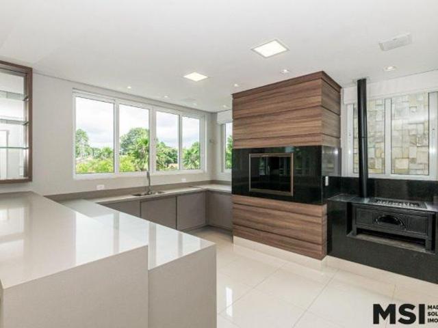Residência de Alto Padrão em Estilo Americano Clássico Condomínio Exclusivo no Uberaba