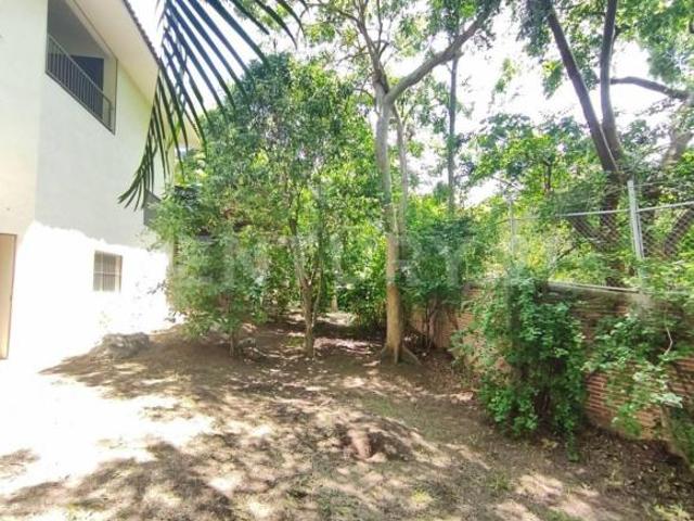 Residencia de Alta Gama en Venta en Exclusivo Condominio Privado | Colima