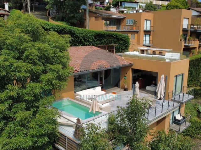 Casa con vista al lago y jacuzzi en Valle de Bravo | Cancha de paddle