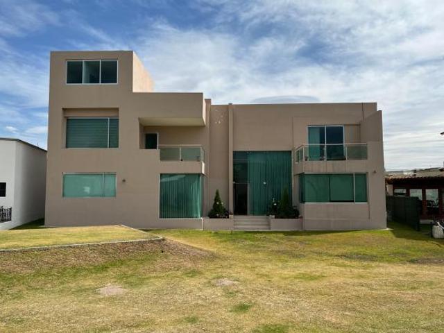 Residencia de lujo en Club de Golf