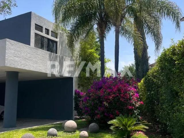 Residencia de lujo en exclusivo fraccionamiento con campo de golf en Celaya