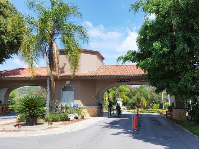 RESIDENCIA DE LUJO EN IXTAPAN DE LA SAL EN GRAN RESERVA GOLF RESORT & COUNTRY CLUB