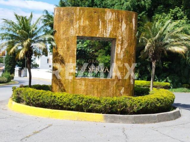 RESIDENCIA DE LUJO EN IXTAPAN DE LA SAL EN GRAN RESERVA GOLF RESORT & COUNTRY CLUB