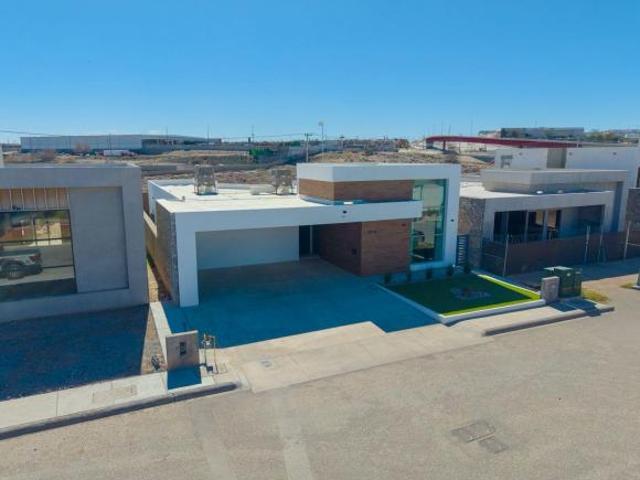 Residencia de Lujo en venta en Misión de Los Lagos