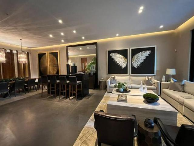 Residencia de Lujo en Venta – Jerónimo Siller, San Pedro Garza García