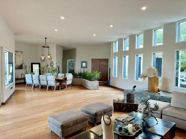 RESIDENCIA DE LUJO EN VISTA REAL, QUERETARO