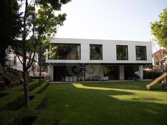 Residencia de Lujo Frente al Campo de Golf | Club de Golf Los Encinos, Lerma