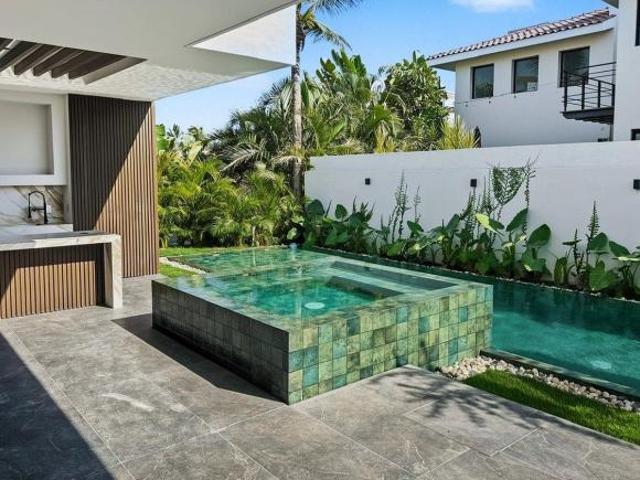 Residencia de Lujo Nueva 750m2, Estacionamiento Subterraneo