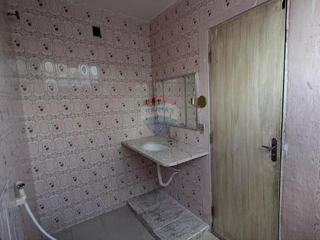 Residência de Luxo no Montese: Aluguel Imperdível!