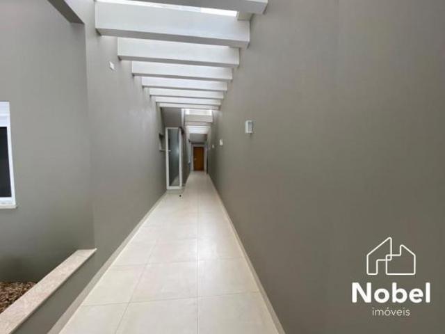 Residência de Luxo na Zona 02 de Cianorte PR: 3 Quartos, 3 Suítes, 2 Salas, 2 Banheiros, 2 Vagas de