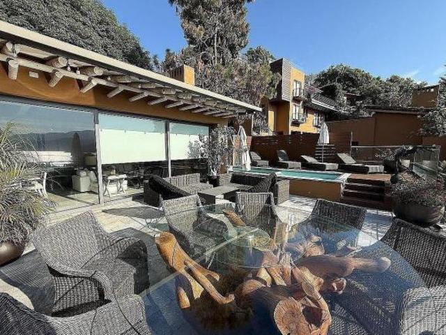 ? Residencia de súper lujo en el centro de Valle de Bravo ?