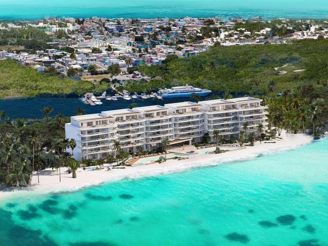 Residencia en venta en Isla Mujeres, con 3 recamaras frente al mar