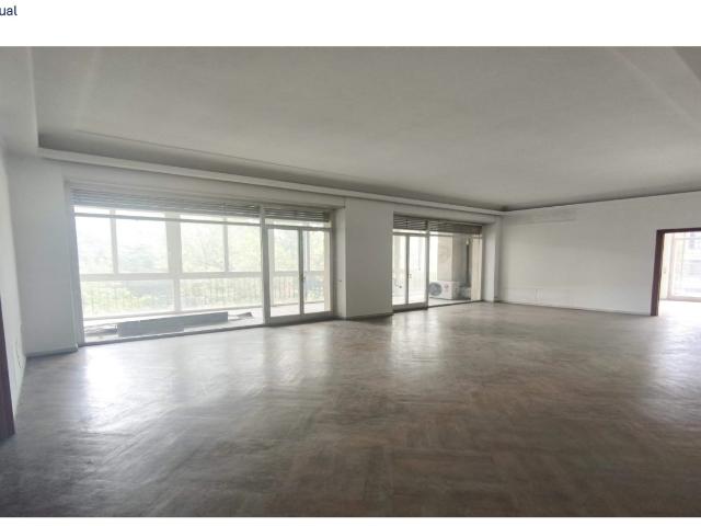 Residencia exclusiva de planta completa con vistas al Parque Retiro, Madrid