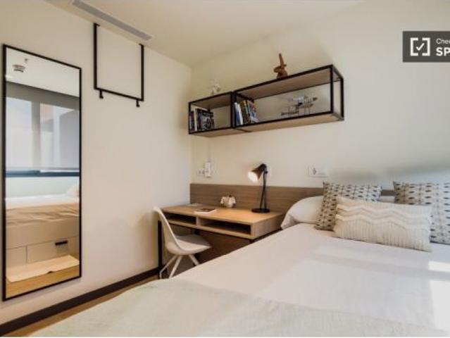 Residencia en alquiler en El Besòs i el Maresme, Barcelona