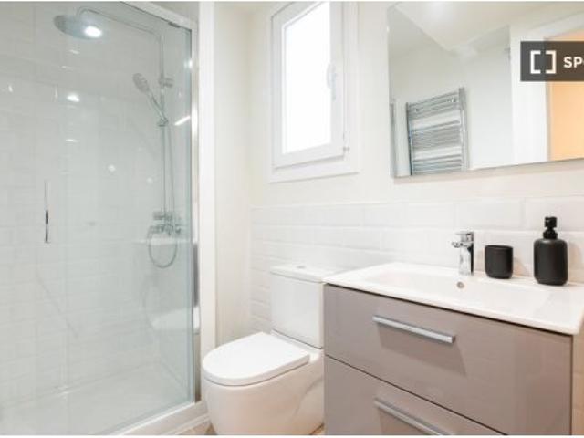 Residencia en alquiler en Sol, solo profesionales