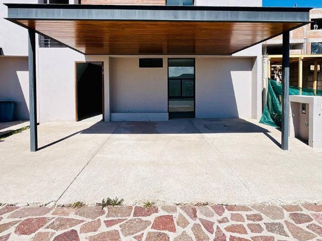 RESIDENCIA EN ALTOZANO