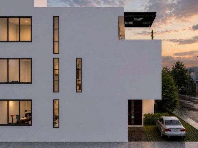 RESIDENCIA EN ESQUINA. PREVENTA. 3 NIVELES. AL SUR DE PACHUCA. EXPLANADA SUR 4 HABITACIONES EQUIPADA