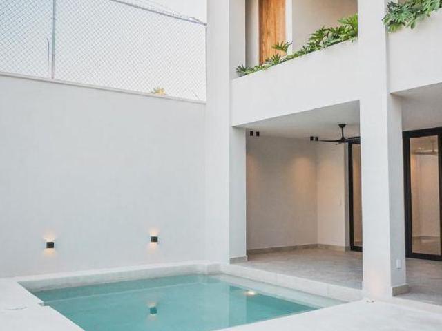 Residencia en Fraccionamiento en Vista Hermosa, Cuernavaca, Morelos