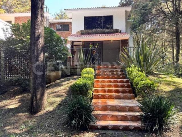 Residencia en Fraccionamiento Hacienda Jajalpa, Ocoyoacac, Estado De México
