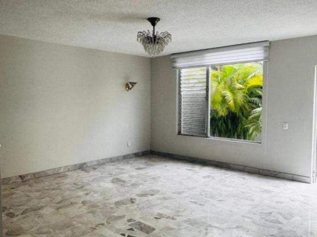 Residencia en JARDINES VALLARTA