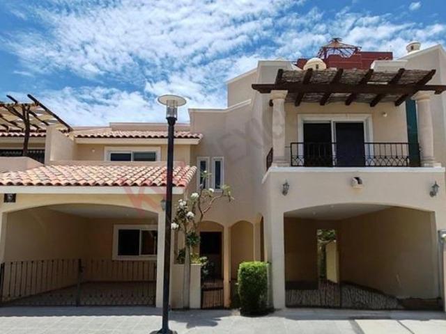 RESIDENCIA EN PRIVADA JUNTO AL MAR CON POSIBILIDAD DE FINANCIAMIENTO