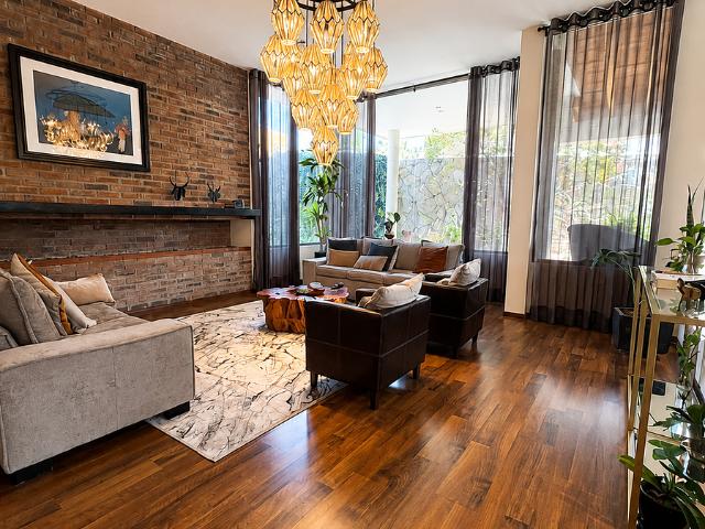 Residencia en RENTA AMUEBLADA O VENTA en Trojes del Sol