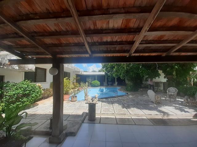 Residencia en renta, col. Buenavista, esquina