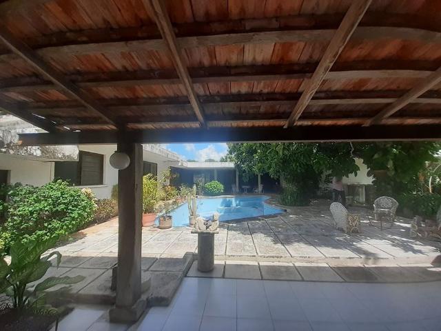 Residencia en renta, col. Buenavista, esquina