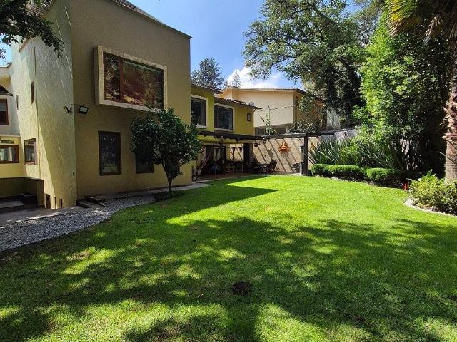 residencia en renta en sayavedra con amplios espacios