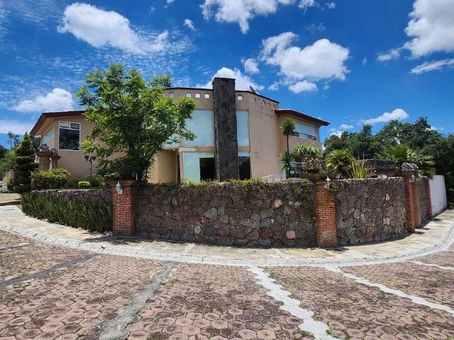 residencia en renta recamara planta baja, residencial campestre haras