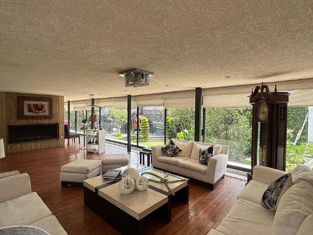 RESIDENCIA EN RENTA/VENTA EN JARDINES DEL PEDREGAL