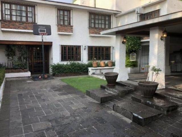 RESIDENCIA EN VENTA EN OLIVAR DE LOS PADRES, AL SUR DE CDMX