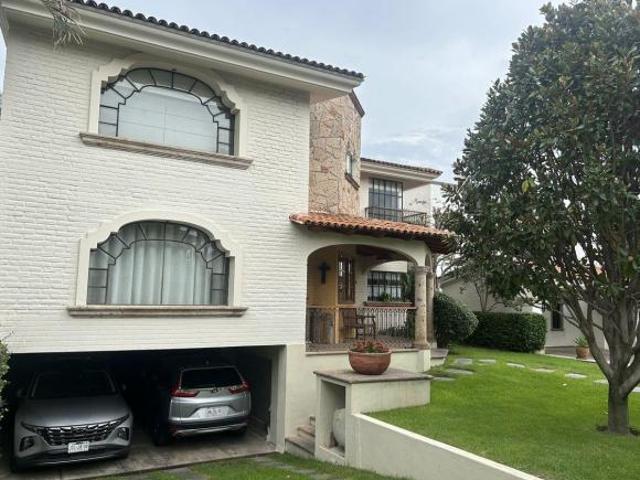 RESIDENCIA EN VENTA EN AZALEAS