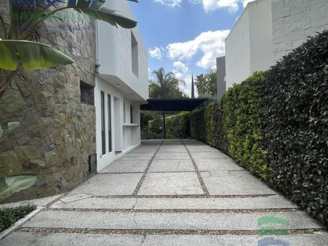 Residencia en Venta en Balvanera Polo y country club