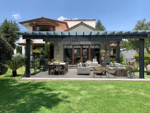 Residencia en Venta en Club de Gols San Carlos Metepec