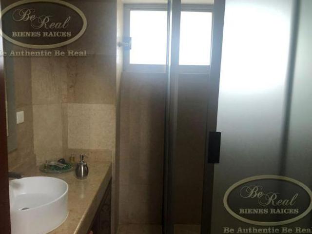 Residencia en Venta en el Fraccionamiento Jardines y Fuentes de las Animas
