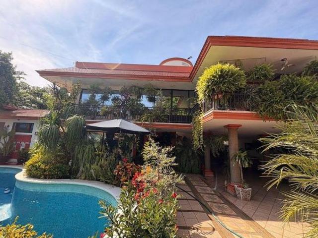 Residencia en venta en Galvarino Barria, San Rafael Veracruz