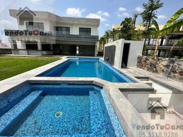 RESIDENCIA en VENTA en LOMAS DE COCOYOC