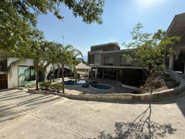 Residencia en venta en Los Cristales