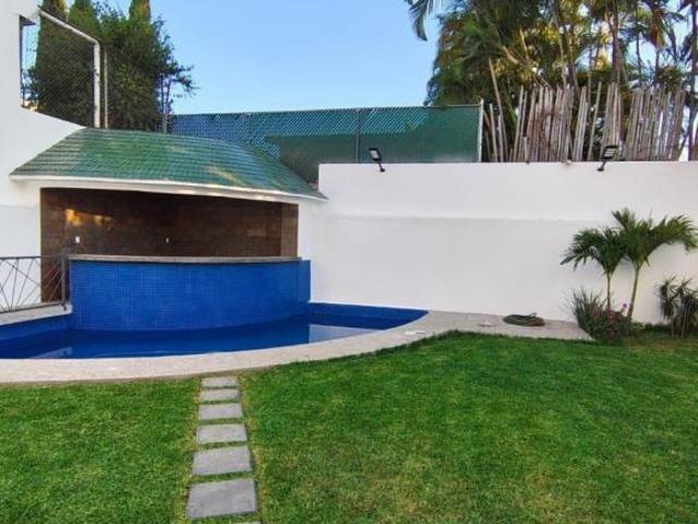 Residencia en venta en zona dorada, Jardines de reforma Cuernavaca