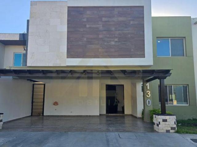 Residencia equipada en venta en Real de Torrecillas