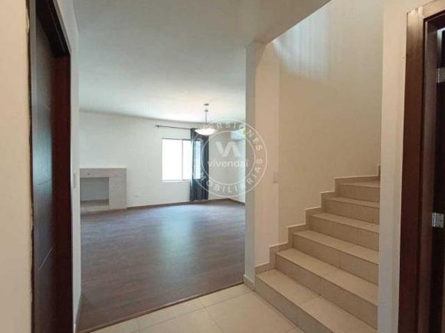 Residencia inteligente, con amplio jardín en Misiones