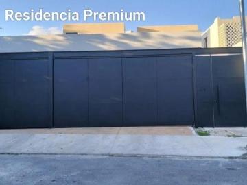 Casa en venta con 5 habitaciones, paneles solares, alberca, al norte de Mérida Yucatán