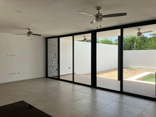 Residencia premium en venta con alberca y 3 rec?maras